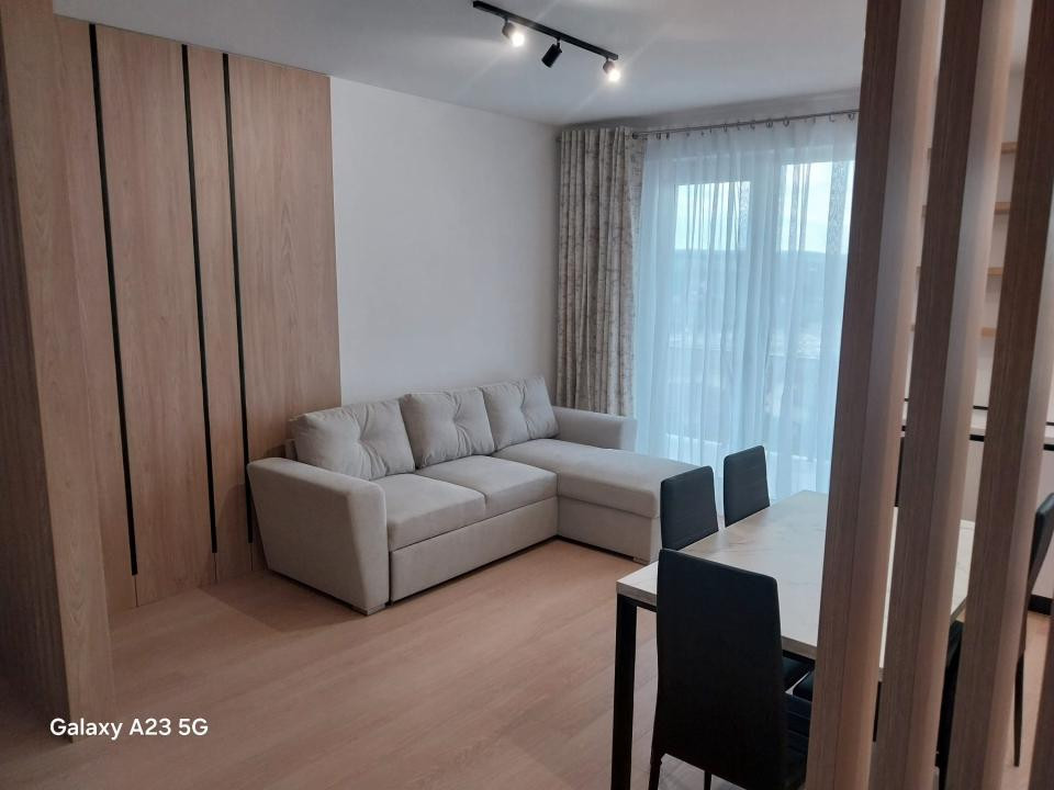 Apartament modern 3 camere 2 bai+terasa 12mp, Zona Vivo Mall, Parcare 