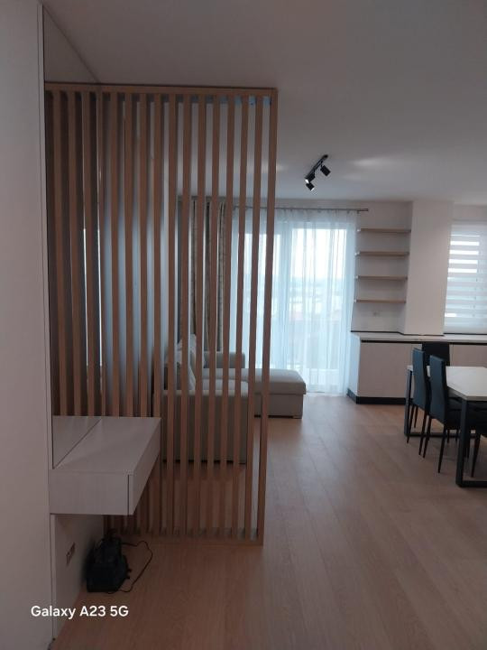 Apartament modern 3 camere 2 bai+terasa 12mp, Zona Vivo Mall, Parcare 