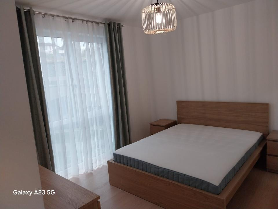 Apartament modern 3 camere 2 bai+terasa 12mp, Zona Vivo Mall, Parcare 