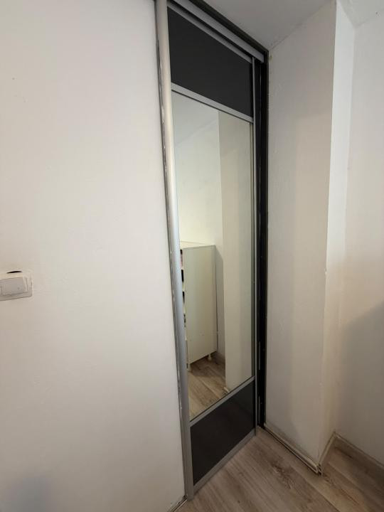 Apartament de vanzare 3 camere zona Lidl Strada Eroilor!