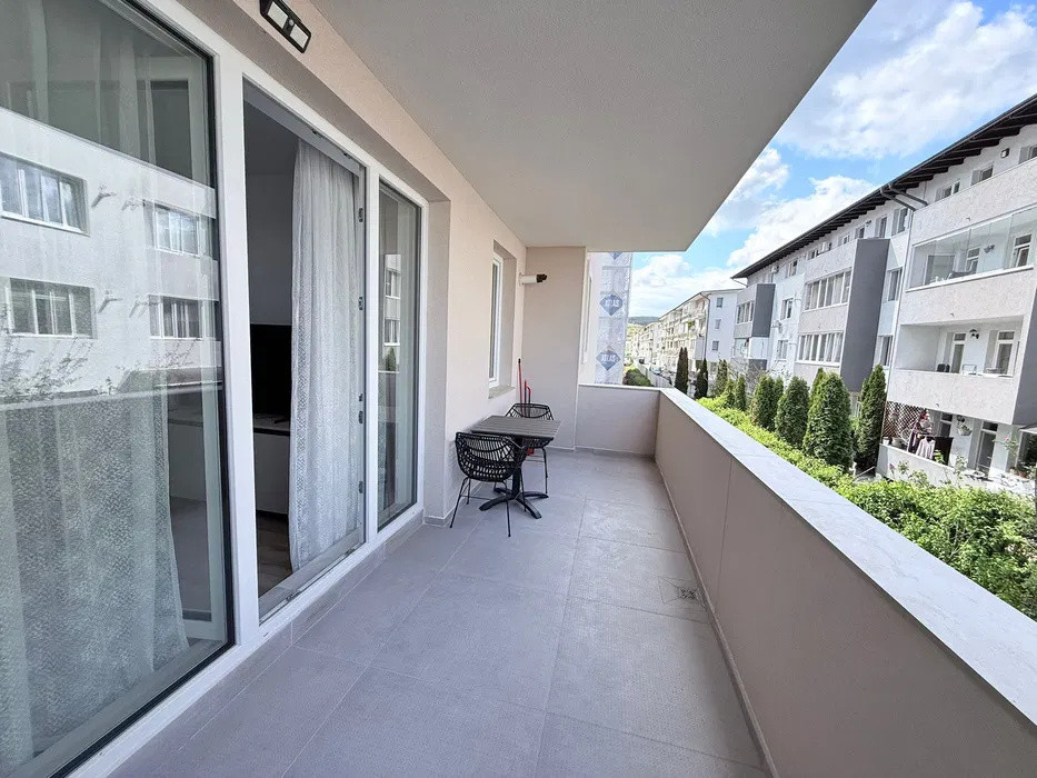 Apartament in bloc nou, etajul 1, la cheie, zona Cetatii