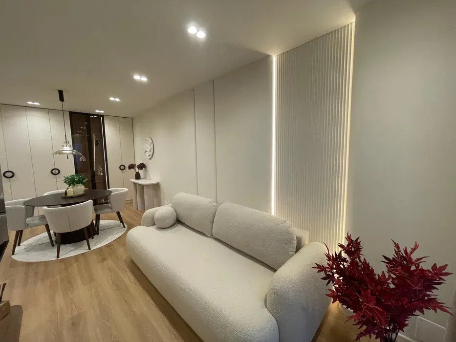 Apartament deosebit cu 2 camere, finisat si utilat LUX, zona BMW!