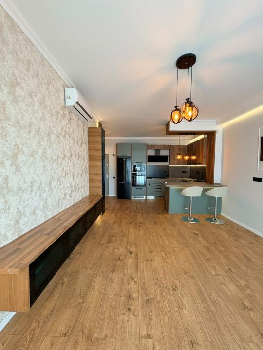 Apartament modern, 2 camere, parcare subterana, zona Eroilor!
