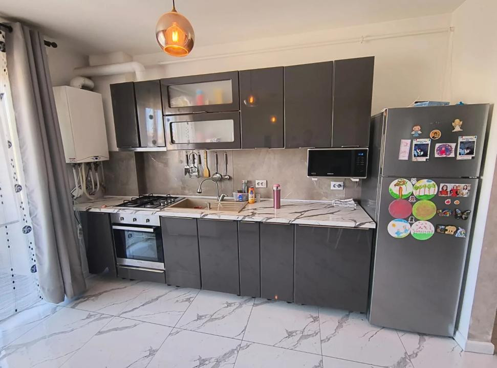 Apartament de vanzare 3 camere, 2 bai, parcare subterana, zona centrala!