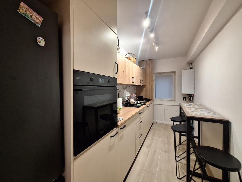Apartament cu 3 camere, 60,4 mp, parcare, zona Muzeul Apei