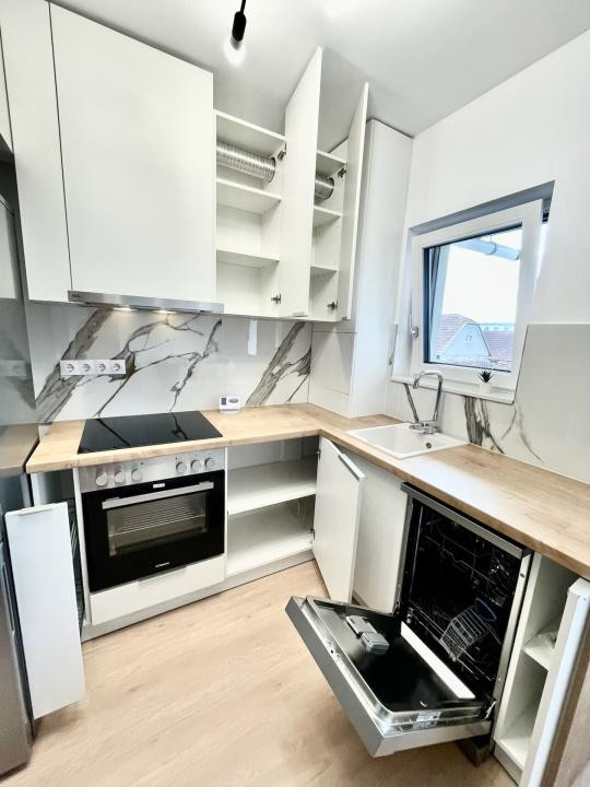 Apartament modern cu 2 camere,parcare inclusa,strada Avram Iancu 