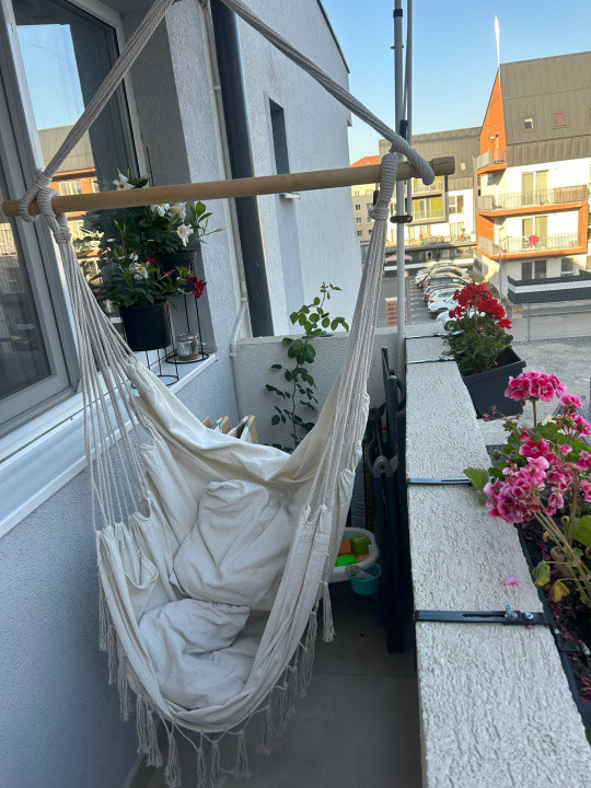 Apartament de vanzare 3 camere ,2 bai, 1 parcare in zona Cetatii!