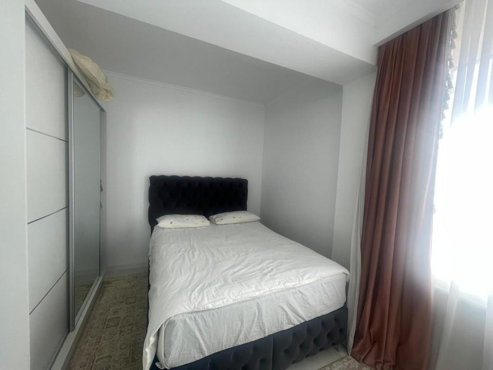 Apartament modern, 3 camere, 2 bai, parcare subterana in zona Terra!