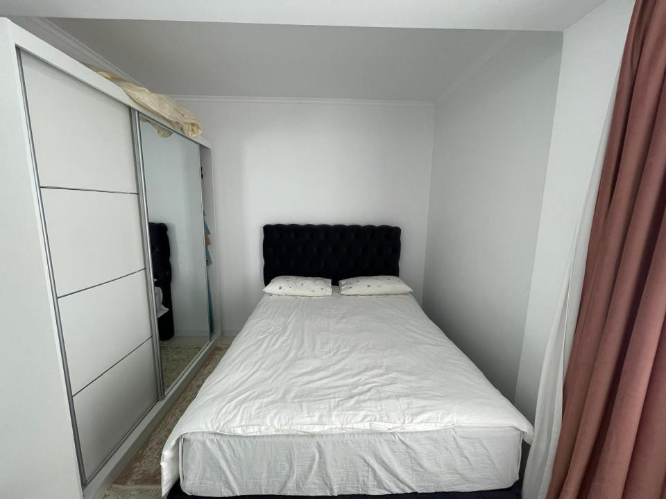 Apartament modern, 3 camere, 2 bai, parcare subterana in zona Terra!