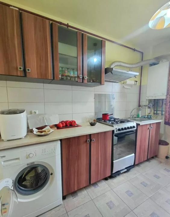 Apartament de vânzare 2 camere si terasa de 50 mp zona VIVO!
