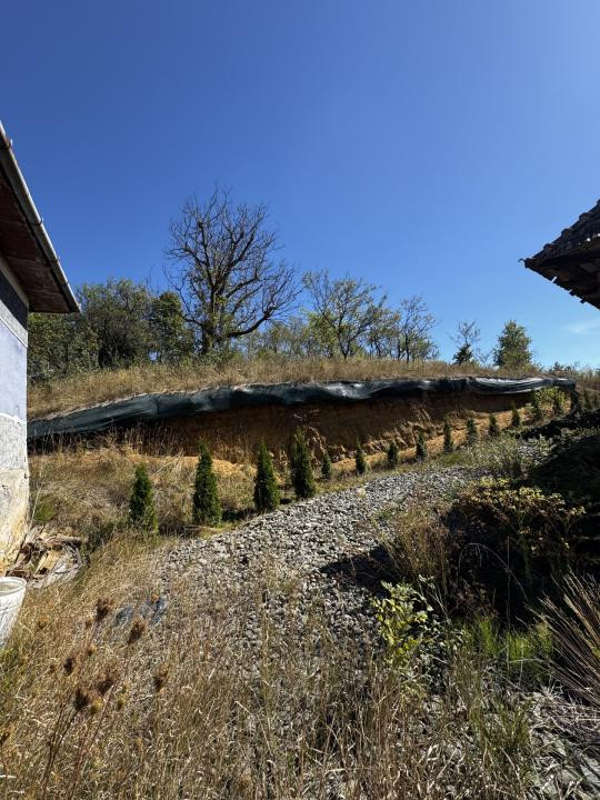 Casa renovabila, 80 mp utili, teren 2800 mp, Zona Sanpaul