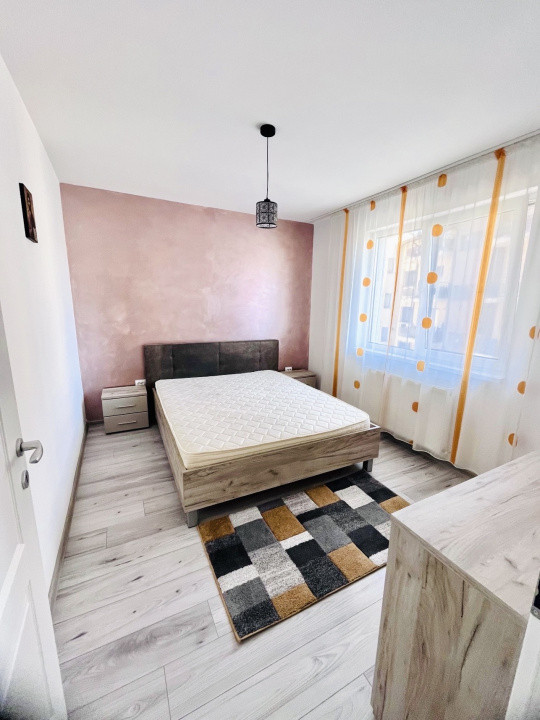 Apartament de 50 mp utili,bloc nou,parcare subter,,zona Eroilor 