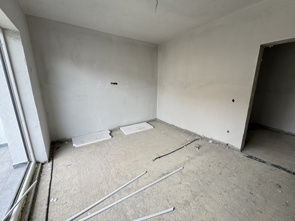 Casa tip duplex, 120 mp, 4 camere, teren liber 250 mp, Dezmir