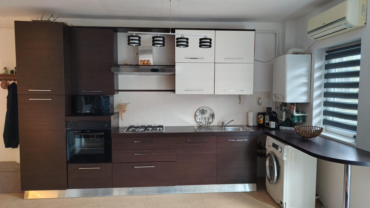  Apartament cu 3 camere, 2 balcoane și parcare inclusă – Zona Eroilor, Floresti