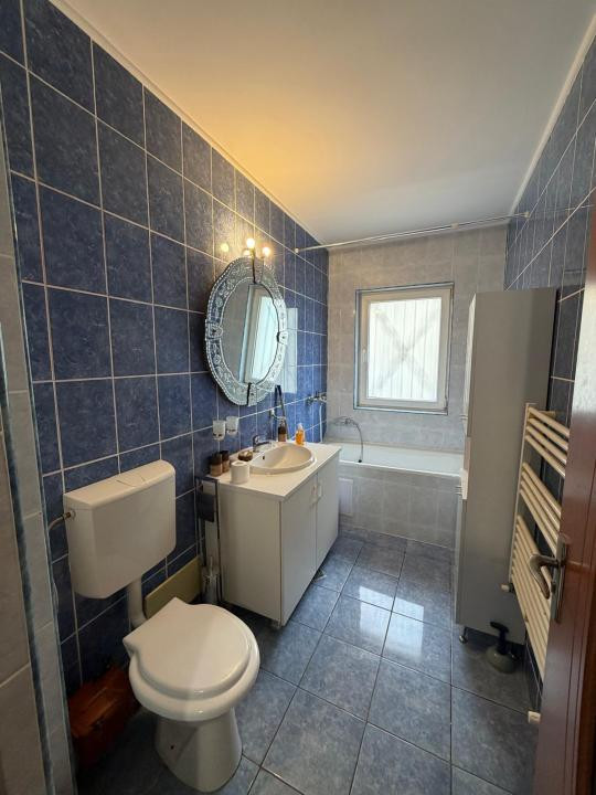 Apartament de inchiriat 2 camere decomandat si parcare!