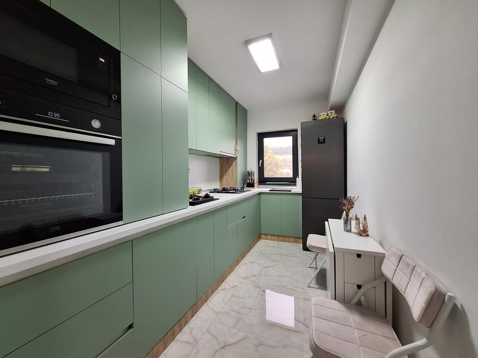 Apartament finisat modern, etajul 1, parcare, zona Florilor