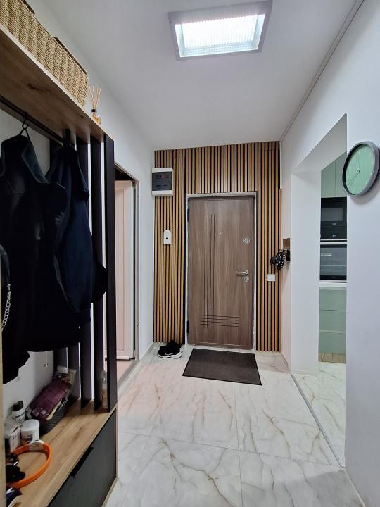 Apartament finisat modern, etajul 1, parcare, zona Florilor