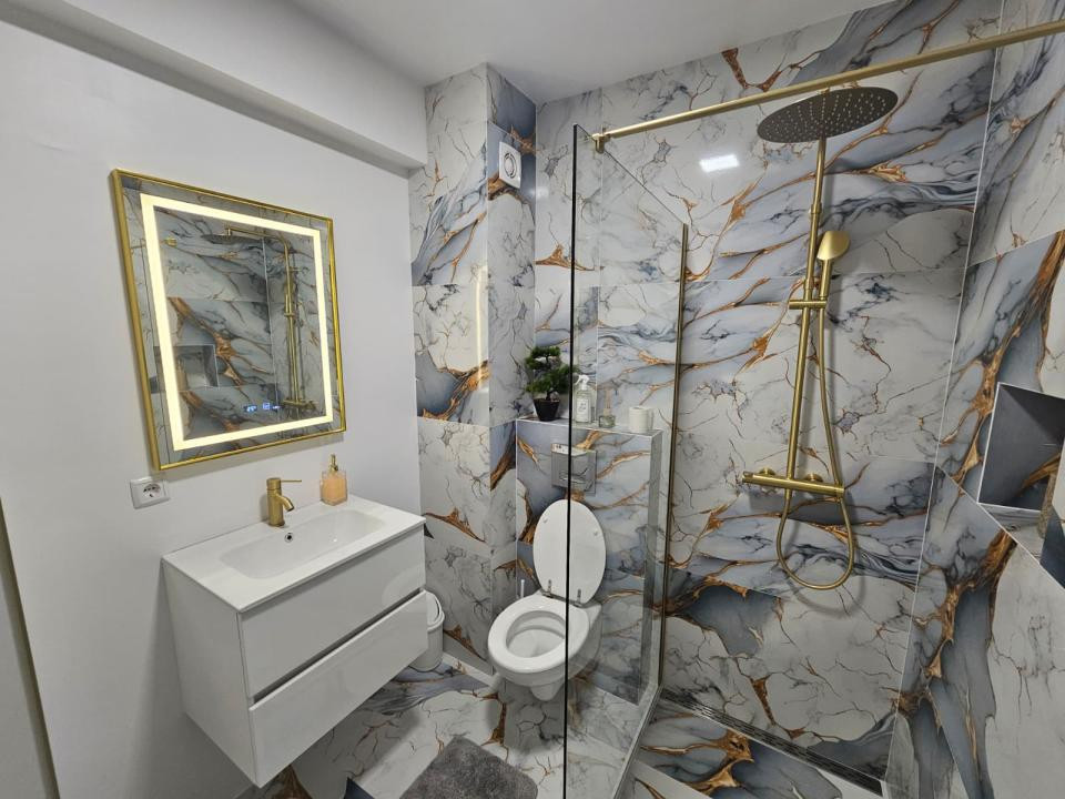 Apartament 2 camere superfinisat, decomandat, 55mp, Parcare/zona Terra