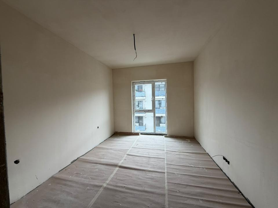 Apartament in bloc nou , semifinisat 2 camere etaj 1 zona Cetatii!