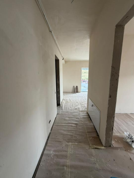 Apartament in bloc nou , semifinisat 2 camere etaj 1 zona Cetatii!