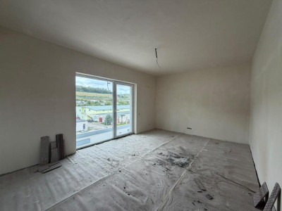 Apartament in bloc nou , semifinisat 2 camere etaj 1 zona Cetatii!