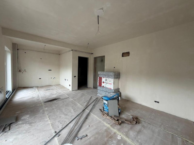 Apartament in bloc nou , semifinisat 2 camere etaj 2 zona Cetatii!