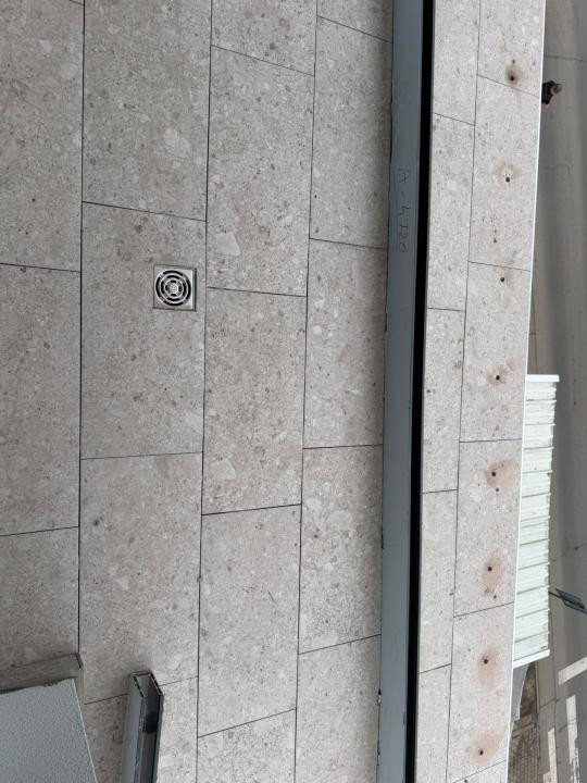 Apartament in bloc nou , semifinisat 2 camere etaj 3 zona Cetatii!