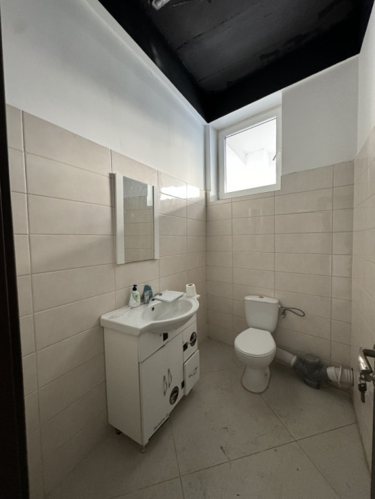 Spațiu comercial, parter, 190 mp utili, vitrină, zona Corneliu Coposu