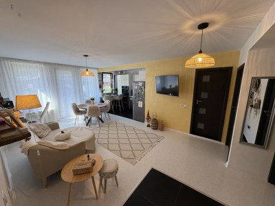 Apartament la etajul 1, 64 mp, parcare, zona Parcului Poligon