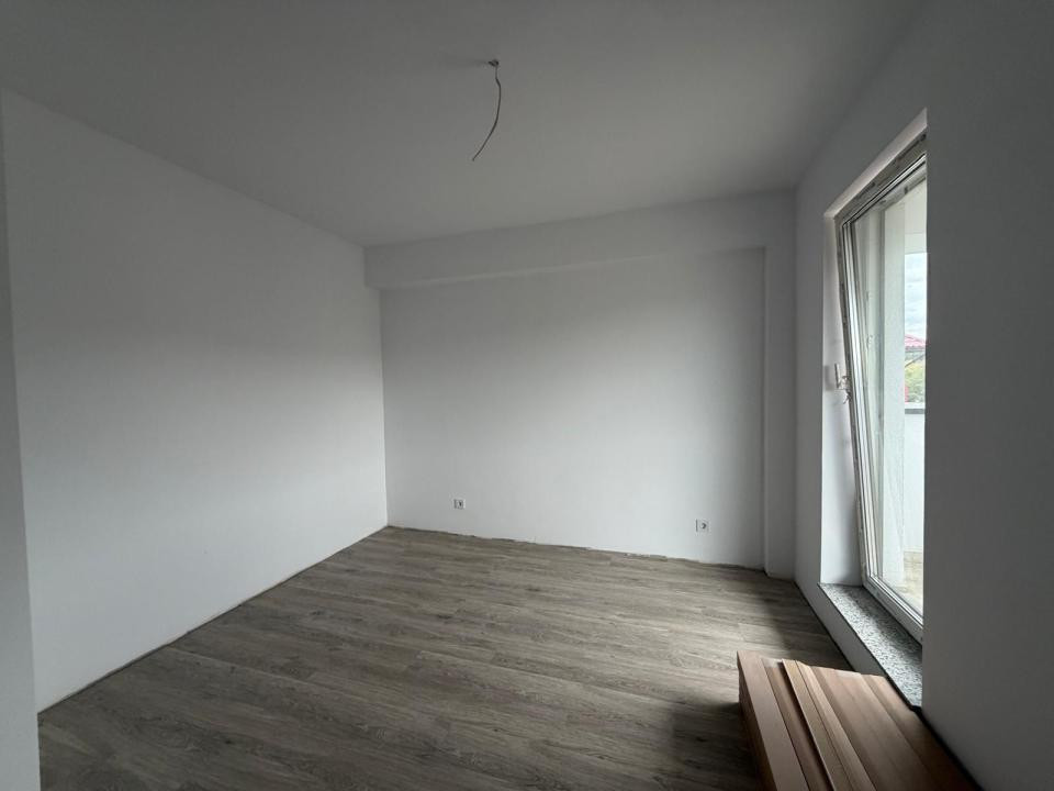 Apartament de vanzare 4 camere, finisat, terasa de 20,22 zona Somesului!