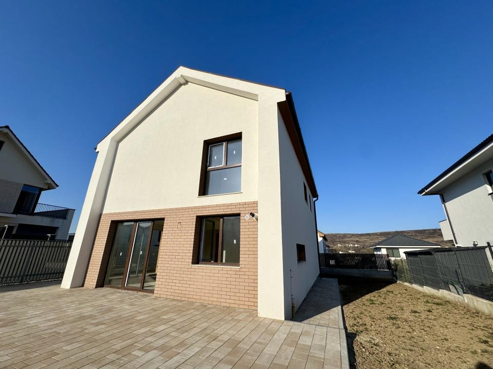 Casă individuală, 150 mp, 400 mp teren, CF disponibil, Chinteni