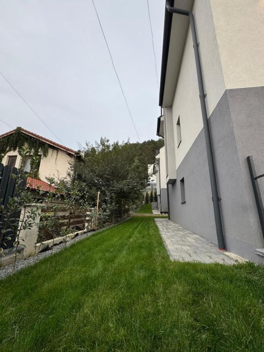 Casa individuala smart de vanzare 193 mp utili, garaj, teren 300 mp, zona VIVO!