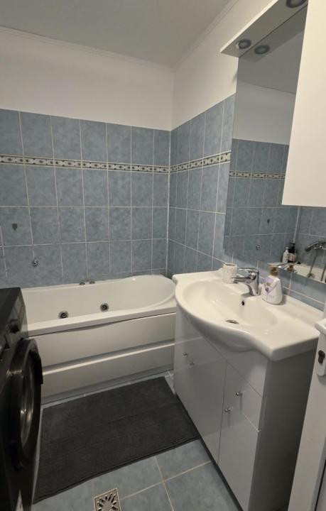 Apartament de 40 mp utili,zona Terra,etaj 2