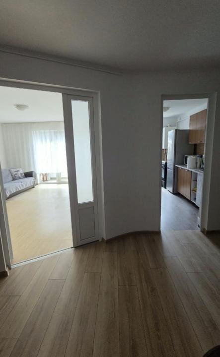 Apartament de 40 mp utili,zona Terra,etaj 2