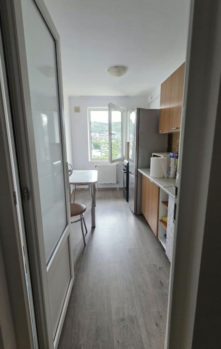 Apartament de 40 mp utili,zona Terra,etaj 2