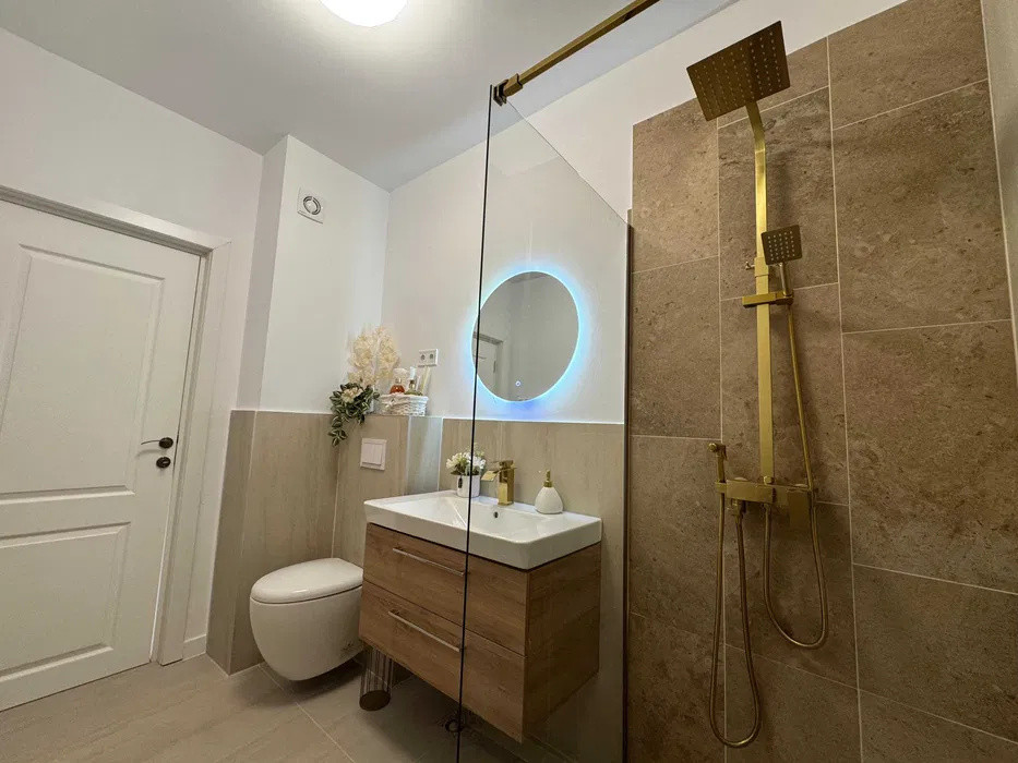 Apartament cu 2 camere, 38 mp, etaj intermediar, zona Tineretului
