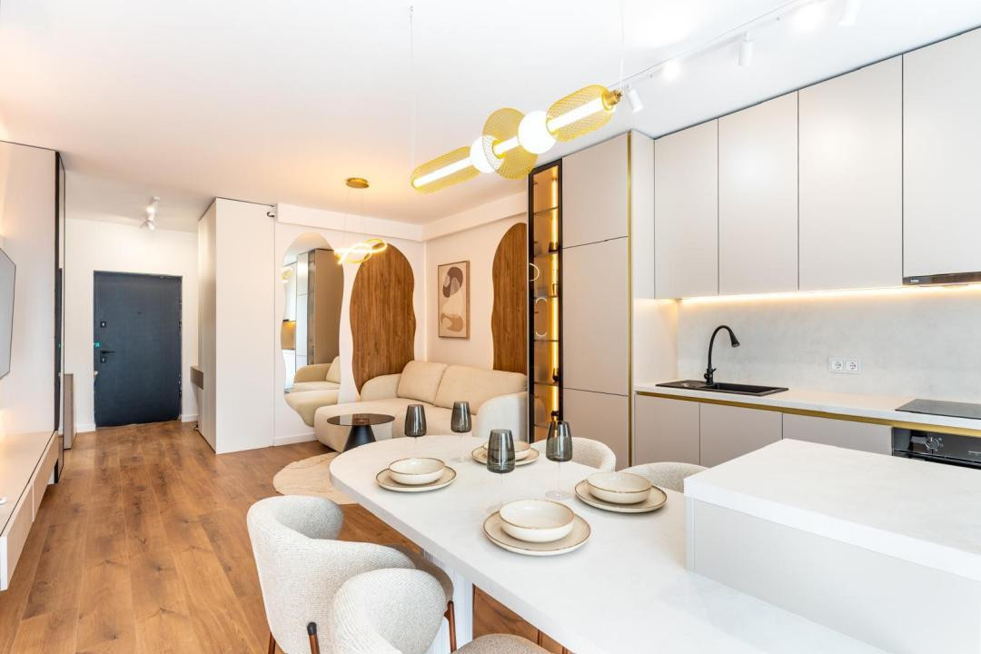 Apartament de 2 camere ultra lux, 50 mp , etaj intermediar, zona Tineretului