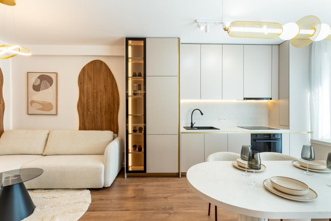 Apartament de 2 camere ultra lux, 50 mp , etaj intermediar, zona Tineretului