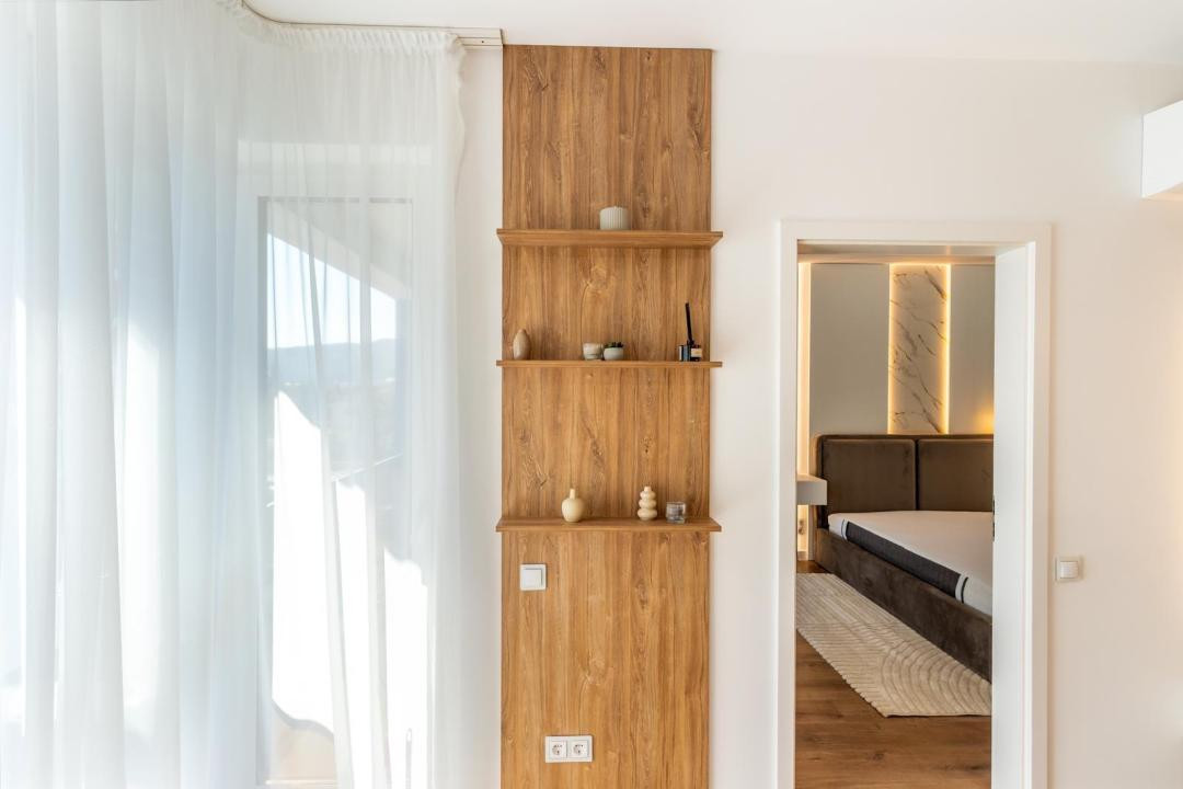 Apartament de 2 camere ultra lux, 50 mp , etaj intermediar, zona Tineretului