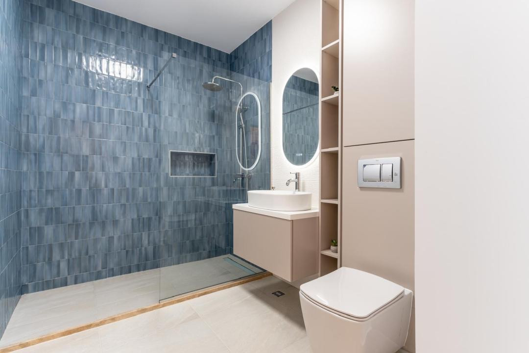 Apartament de 2 camere ultra lux, 50 mp , etaj intermediar, zona Tineretului