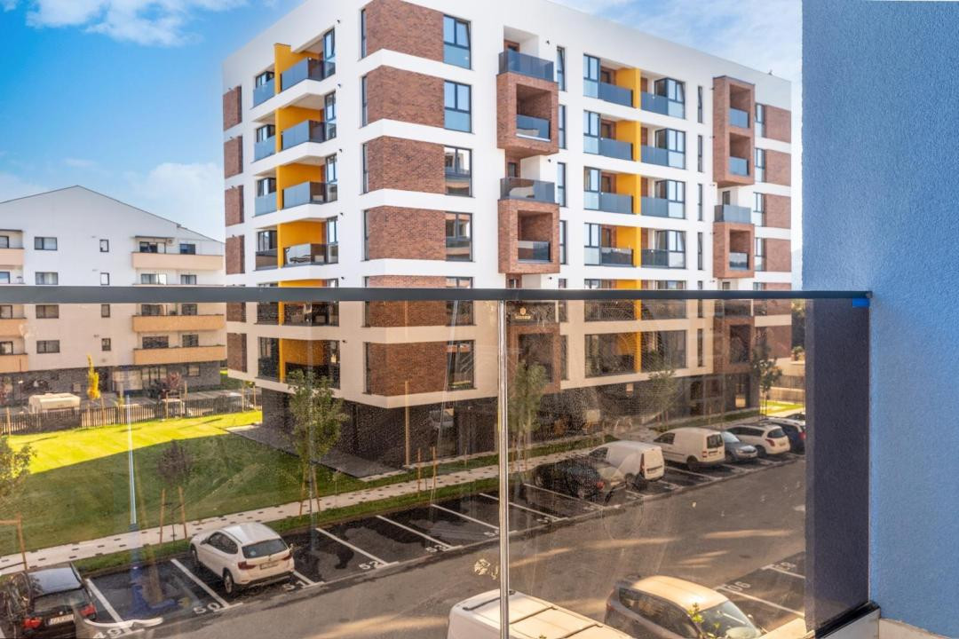 Apartament de 2 camere ultra lux, 50 mp , etaj intermediar, zona Tineretului