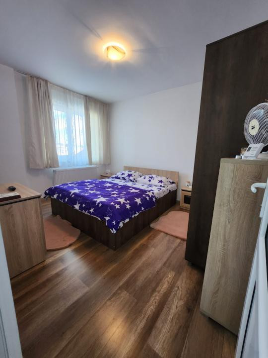 Apartament cu 2 camere, parcare, strada Teilor
