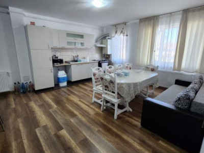 Apartament cu 2 camere, parcare, strada Teilor