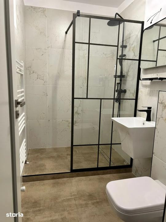 Apartament de 3 camere, 90 mp utili + 2 parcari zona Fagului