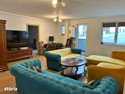 Apartament de 3 camere, 90 mp utili + 2 parcari zona Fagului