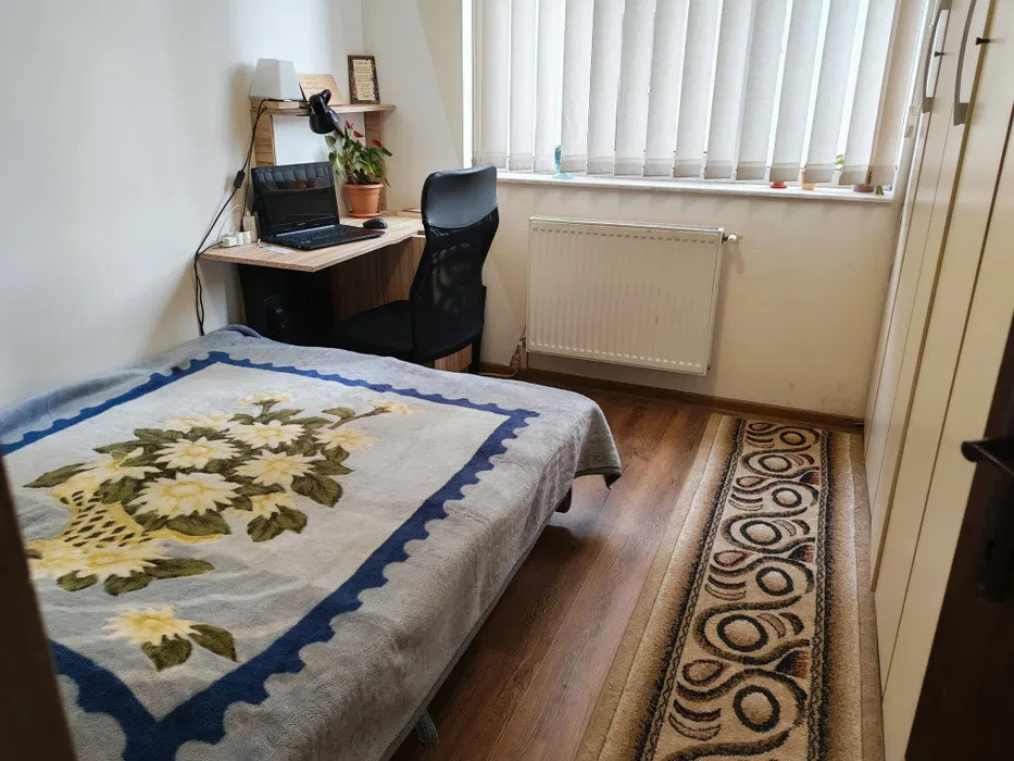 Apartament la etajul 1, balcon, langa VIVO