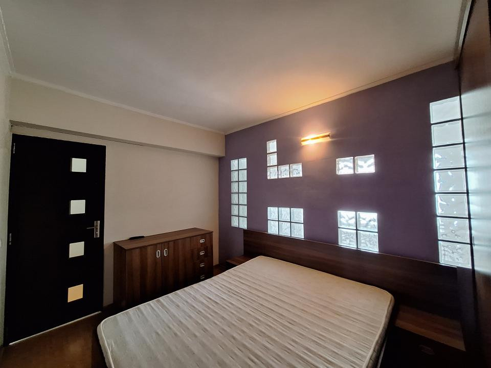 Apartament decomandat, 60 mp, etajul 1, zona Terra 