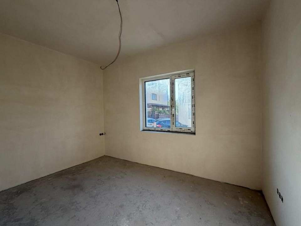 Duplex de vanzare 168 mp utili, 5 camere zona Oasului!