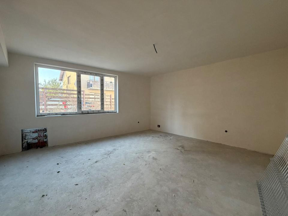 Duplex de vanzare 168 mp utili, 5 camere zona Oasului!