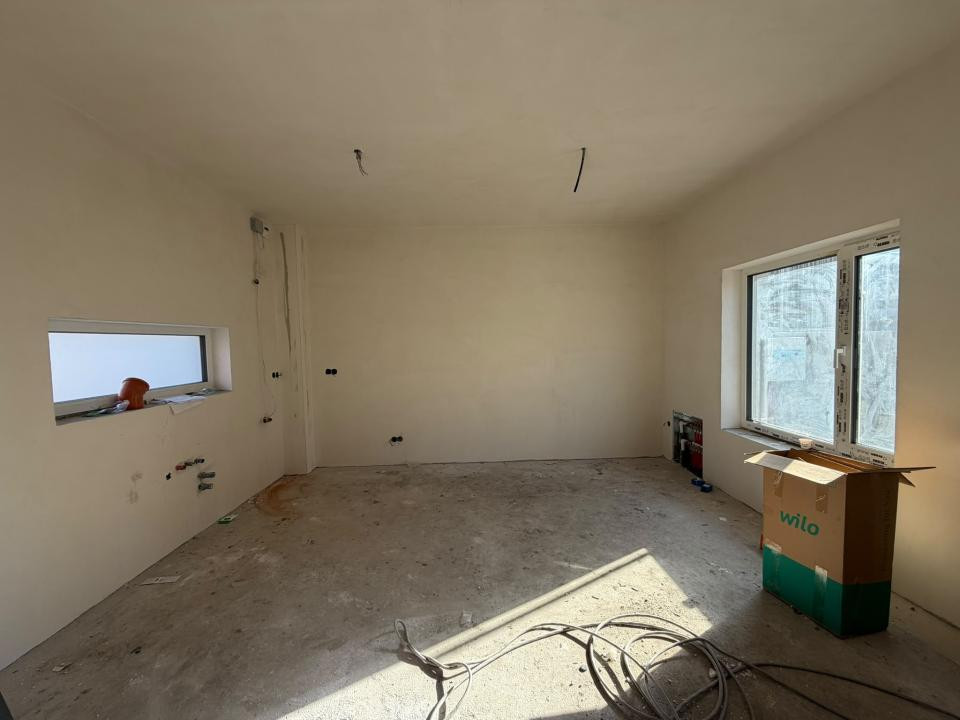 Duplex de vanzare 168 mp utili, 5 camere zona Oasului!